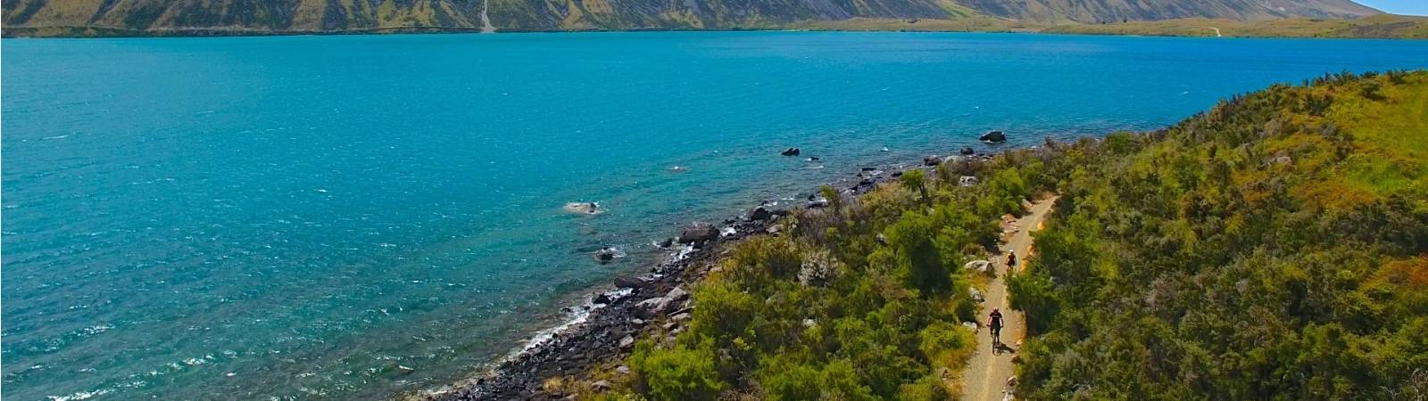 Cycling near Lake Ohau Lodge on the Alps 2 Ocean Cycle Trail |  <i>Daniel Thour</i>