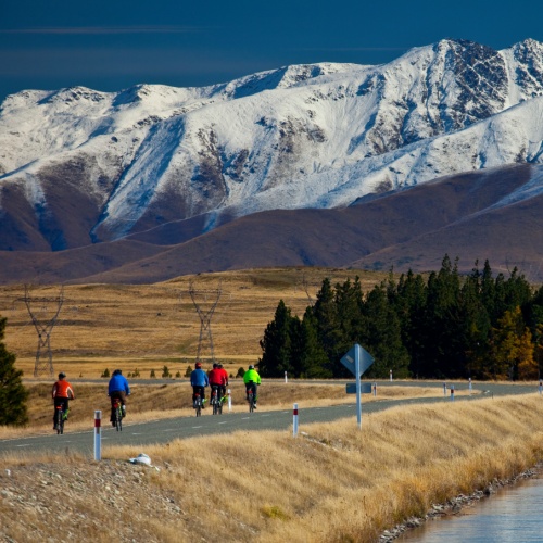 Cycling beneath the Southern Alps in New Zealand