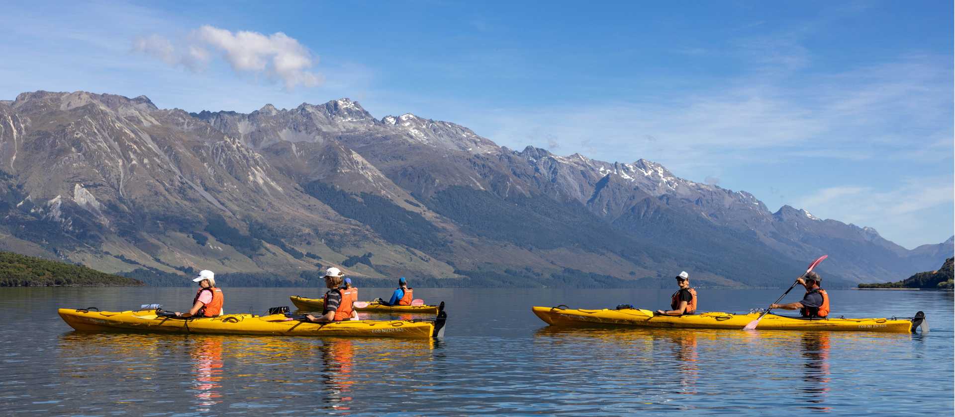 Kayak out to Wawahi Waka Pigeon Island and explore on foot! Experience the Wawahi Waka Pigeon Island Hut and the beauty of Whakatipu Waimaori - Lake Wakatipu! | Izzi Barton