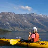 Kayak out to Wawahi Waka Pigeon Island and explore on foot! Experience the Wawahi Waka Pigeon Island Hut and the beauty of Whakatipu Waimaori - Lake Wakatipu! | Izzi Barton