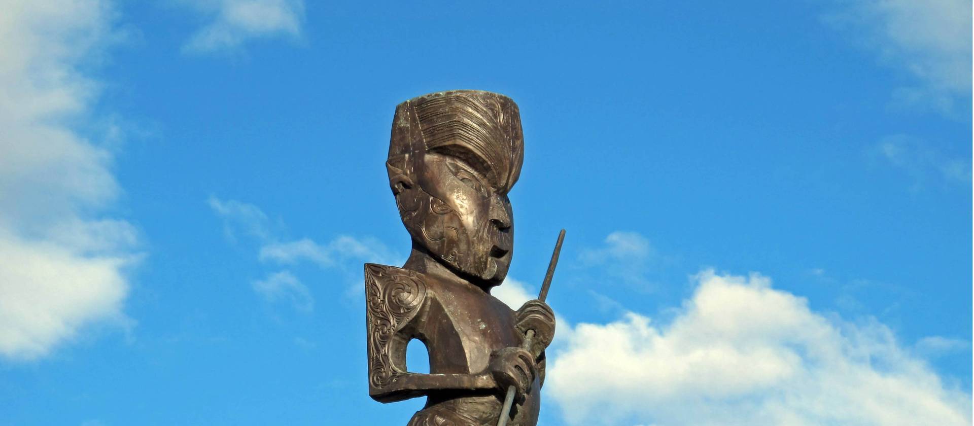 One of the many sculptures welcoming you into Thames | Bennett & Slater