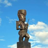 One of the many sculptures welcoming you into Thames | Bennett & Slater