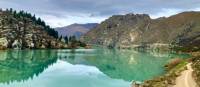 Stunning blue waters on the Lake Dunstan Trail | Lisa Jones