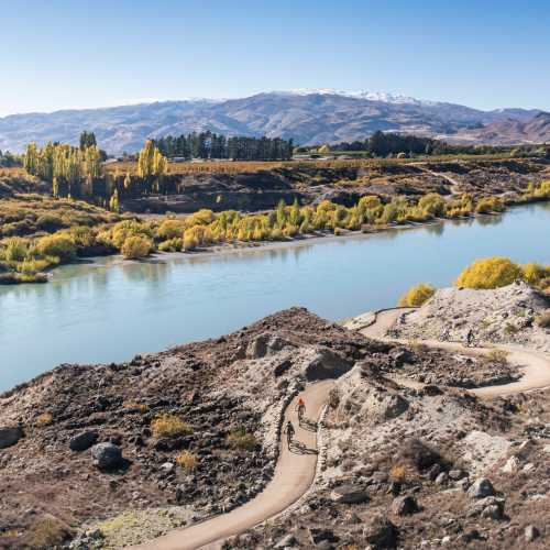 Riders enjoying Otago's newest trail - the Kawarau Gorge