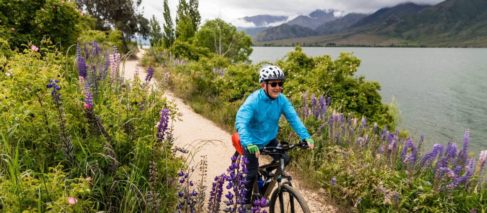 Cycling lakeside on the Alps to Ocean trail | Lachlan Gardiner