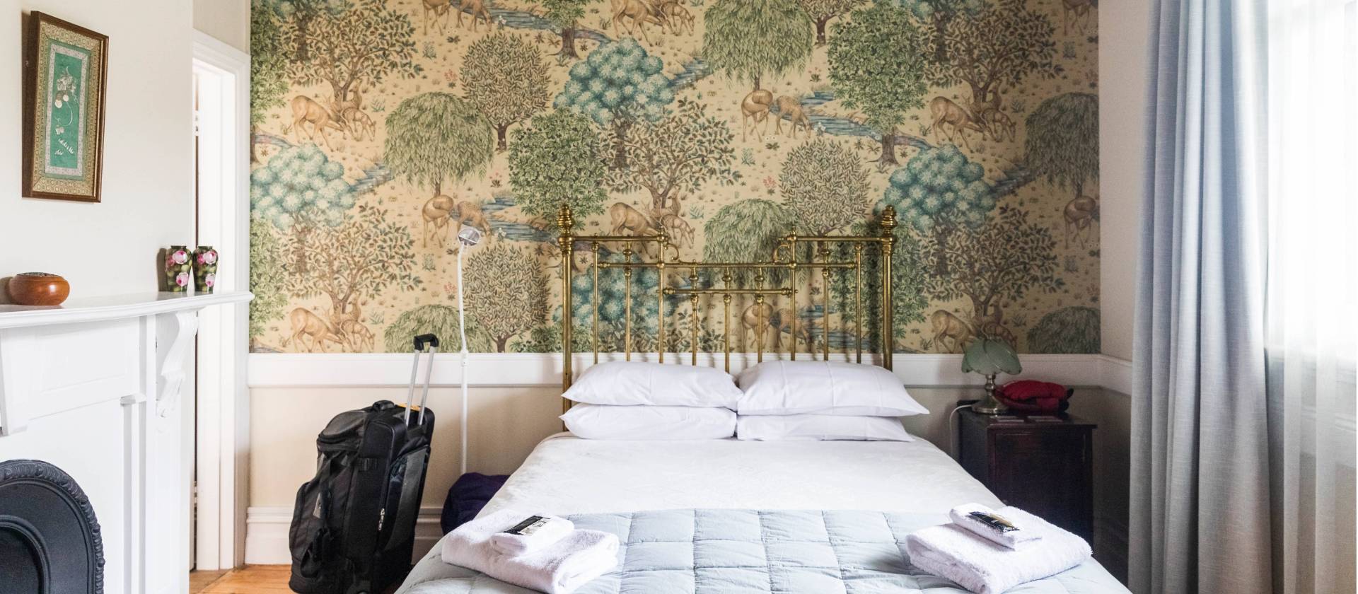 Dunstan House | Accommodation | Lachlan Gardiner