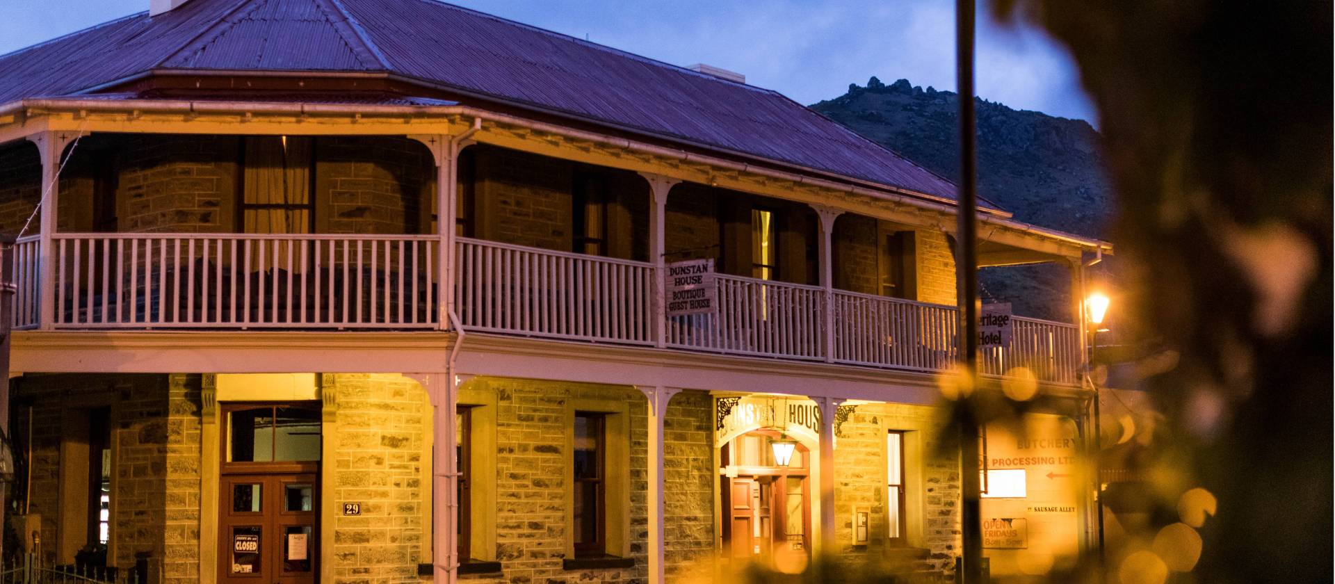 Dunstan House accommodation in Clyde | Lachlan Gardiner