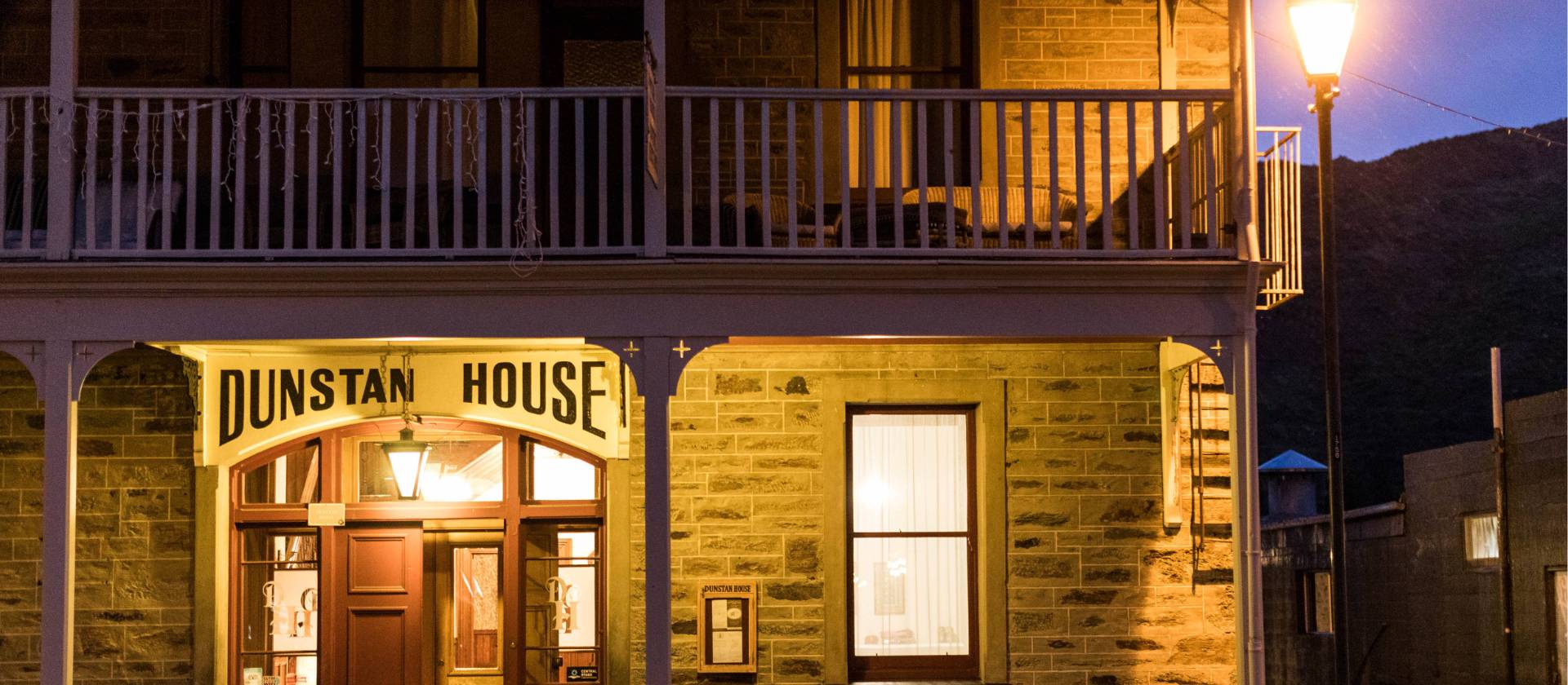 Dunstan House accommodation in Clyde | Lachlan Gardiner