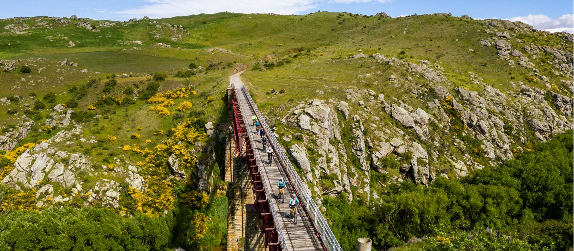 Cycle over the grand Poolburn Viaduct | Lachlan Gardiner