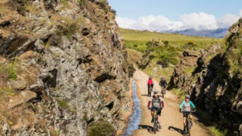 Otago Central Rail Trail | Lachlan Gardiner