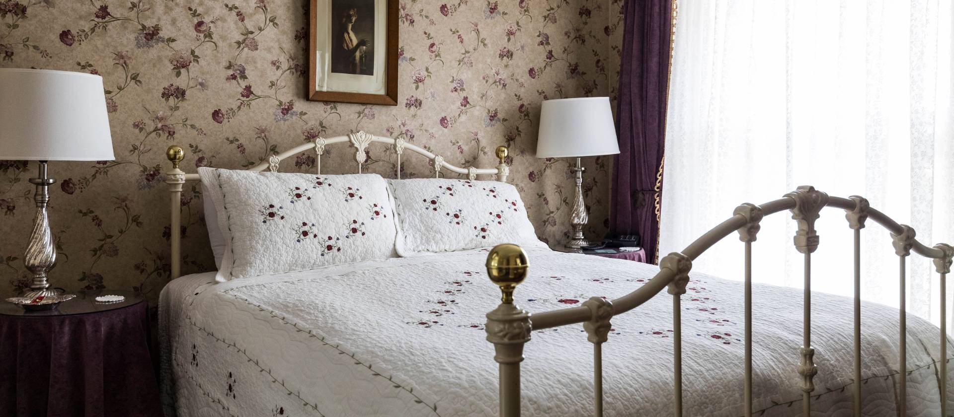 Theatre Royal Hotel | Kumara Accommodation | Lachlan Gardiner