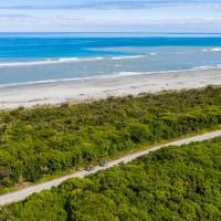 The cycle trail weaves it's way along the Tasman coastline | Lachlan Gardiner