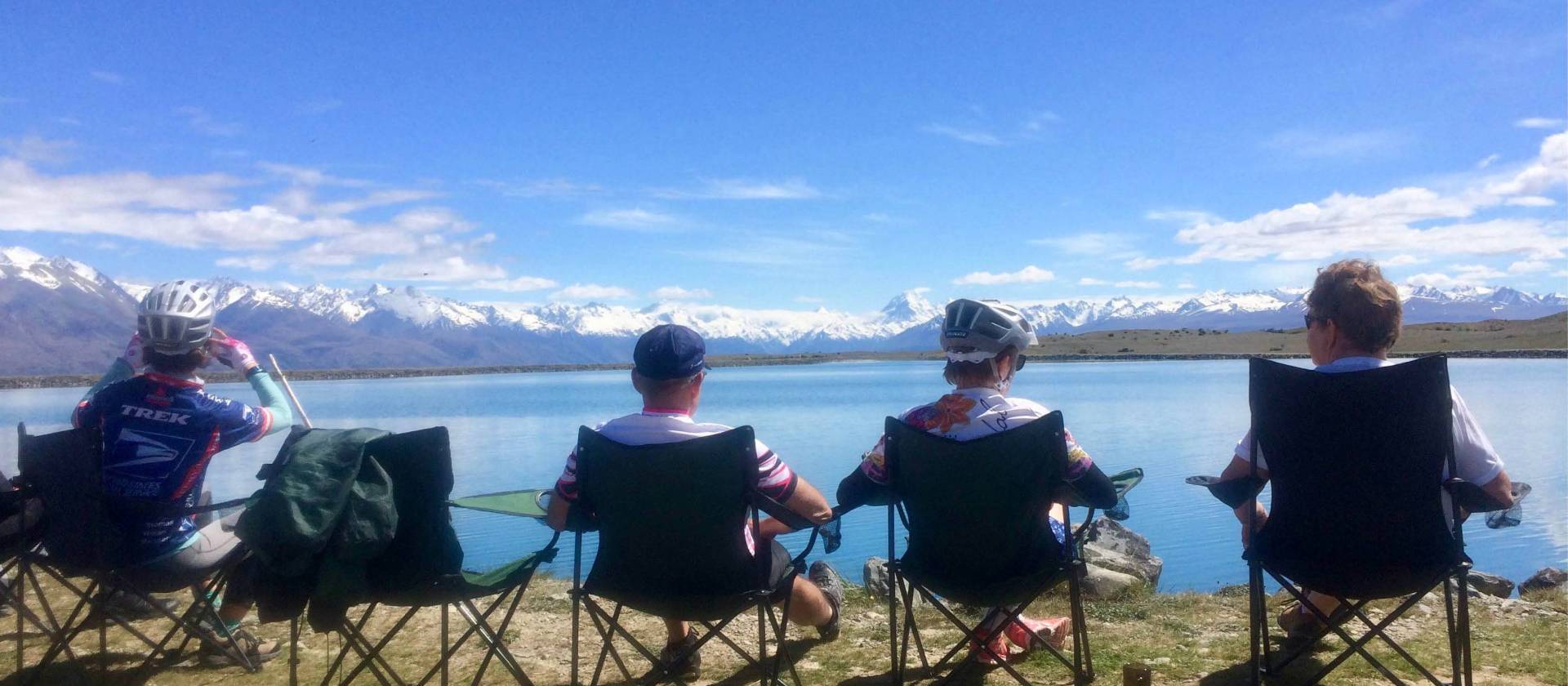 Lake Pukaki Picnic, Alps 2 Ocean Cycle Trail | Chris Cameron