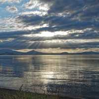 The vast expanse of Lake Taupo seen from the Great Lake Trail | Makalu