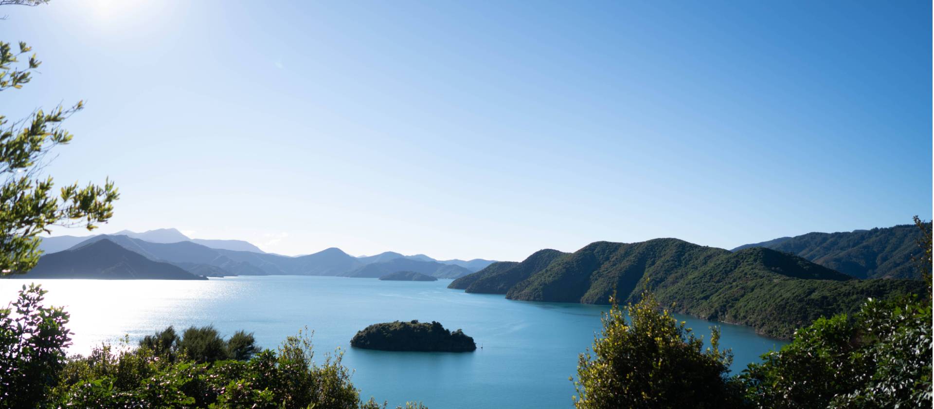 The sun shines down over Marlborough Sounds | MarlboroughNZ
