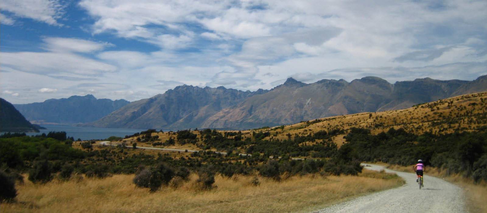 Around the Mountains Cycle Trail | Rossco Daubney