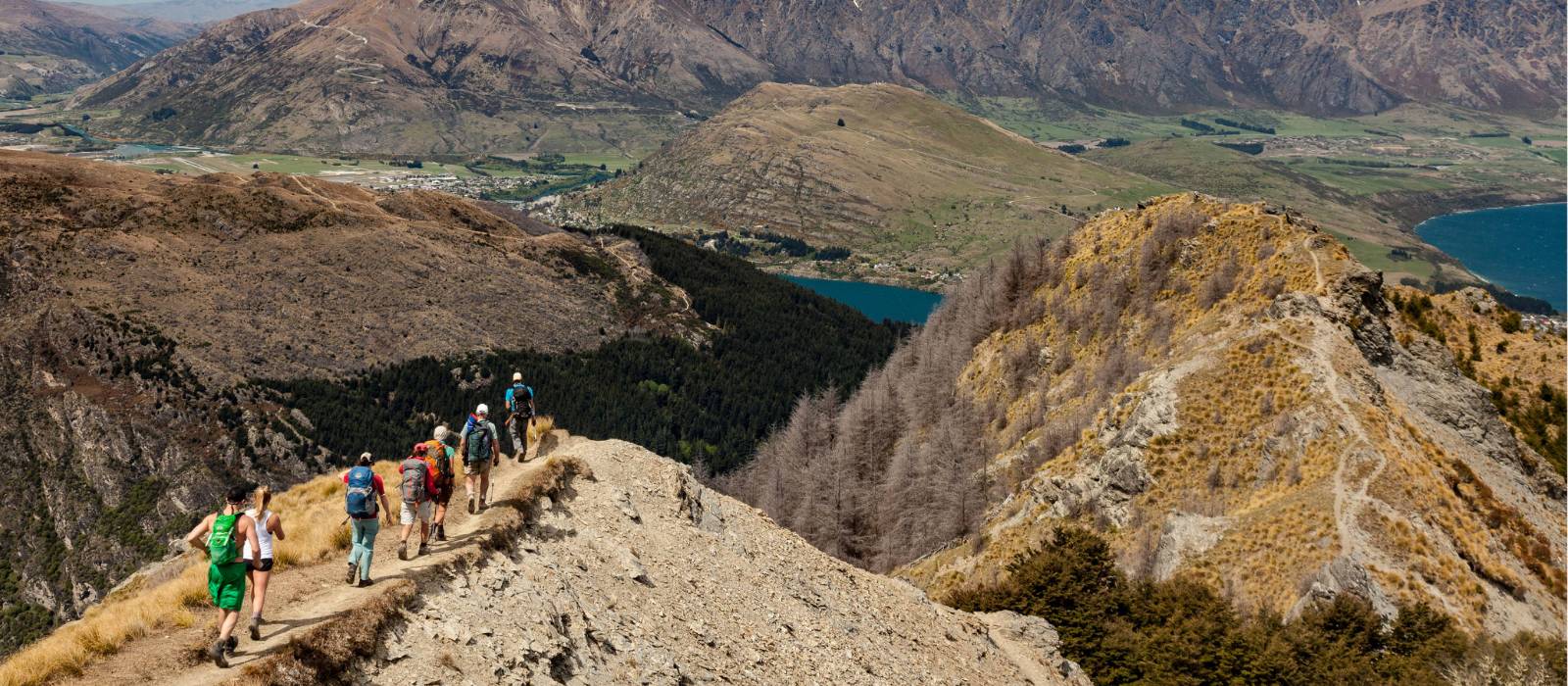 Following the Ben Lomond saddle | Colin Monteath