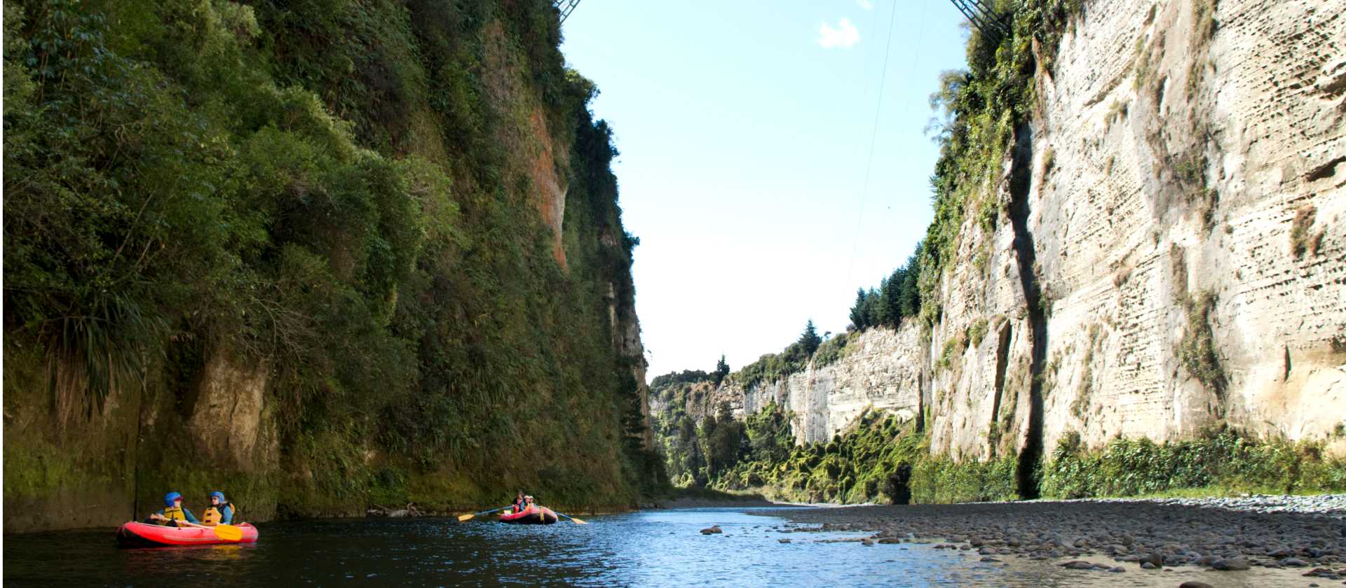 Passing under the Mokai River Bridge on the Rangitikei River Gorge | River Valley Lodge