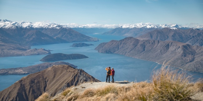 Sweeping views across the lakes from Roys Peak, Wanaka