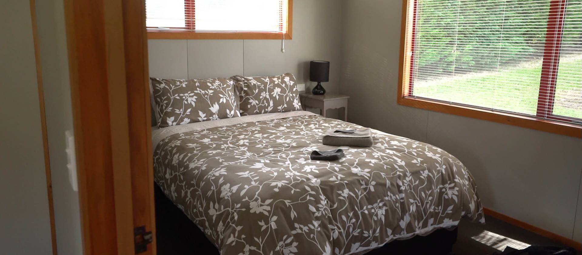 Accommodation at the Whistling Frog, Mclean Falls | Reiner Schuster