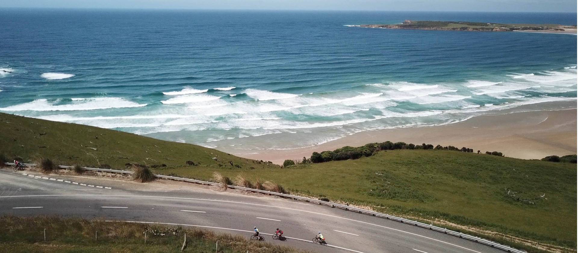 Road cyclists making their way around Papatowai Beach | Reiner Schuster