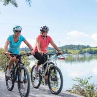 Cycling the easy trails next to the harbour | Ruth Lawton Photography