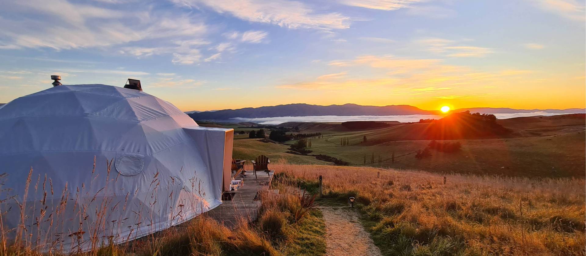Sun setting in Waitaki Valley | Valley Views Glamping