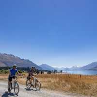 Cycling on the Around the Mountains Trail, between Mavora Lakes and Walter Peaks Station in the Vonn Valley | Izzi Barton
