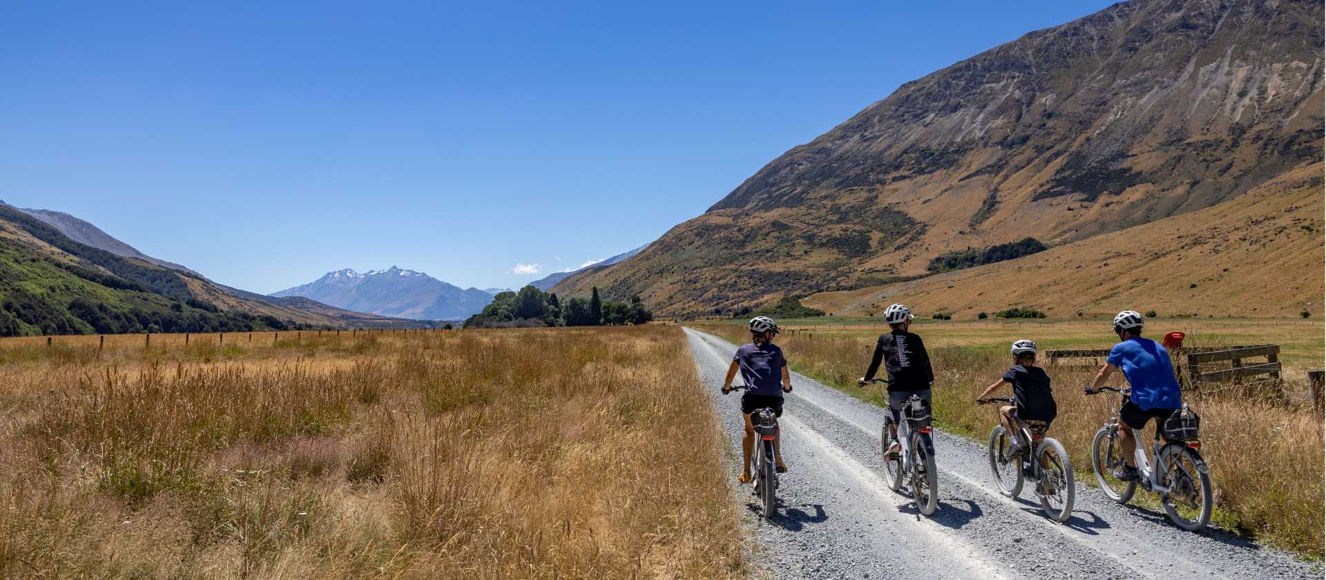 Cycling on the Around the Mountains Trail, between Mavora Lakes and Walter Peaks Station in the Vonn Valley | Izzi Barton