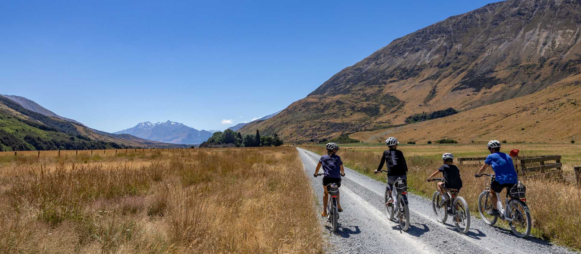 Cycling on the Around the Mountains Trail, between Mavora Lakes and Walter Peaks Station in the Vonn Valley | Izzi Barton