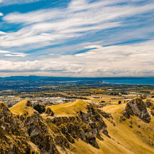 View_of_Hawkes_Bay_from_Te_Mata_Peak-original-[72670]