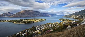 Panorama of Queenstown, the 'adventure capital' of New Zealand | Peter Walton